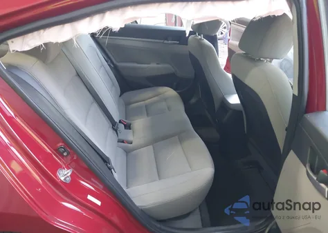 2018 Hyundai Elantra Sel/Value/Limited z USA, uszkodzony, nr VIN KMHD84LF4JU656760